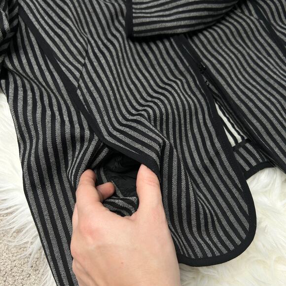 AKRIS PUNTO Wool Blazer Womens Size 10 Striped Professional Work Career Corpcore - Picture 5 of 10